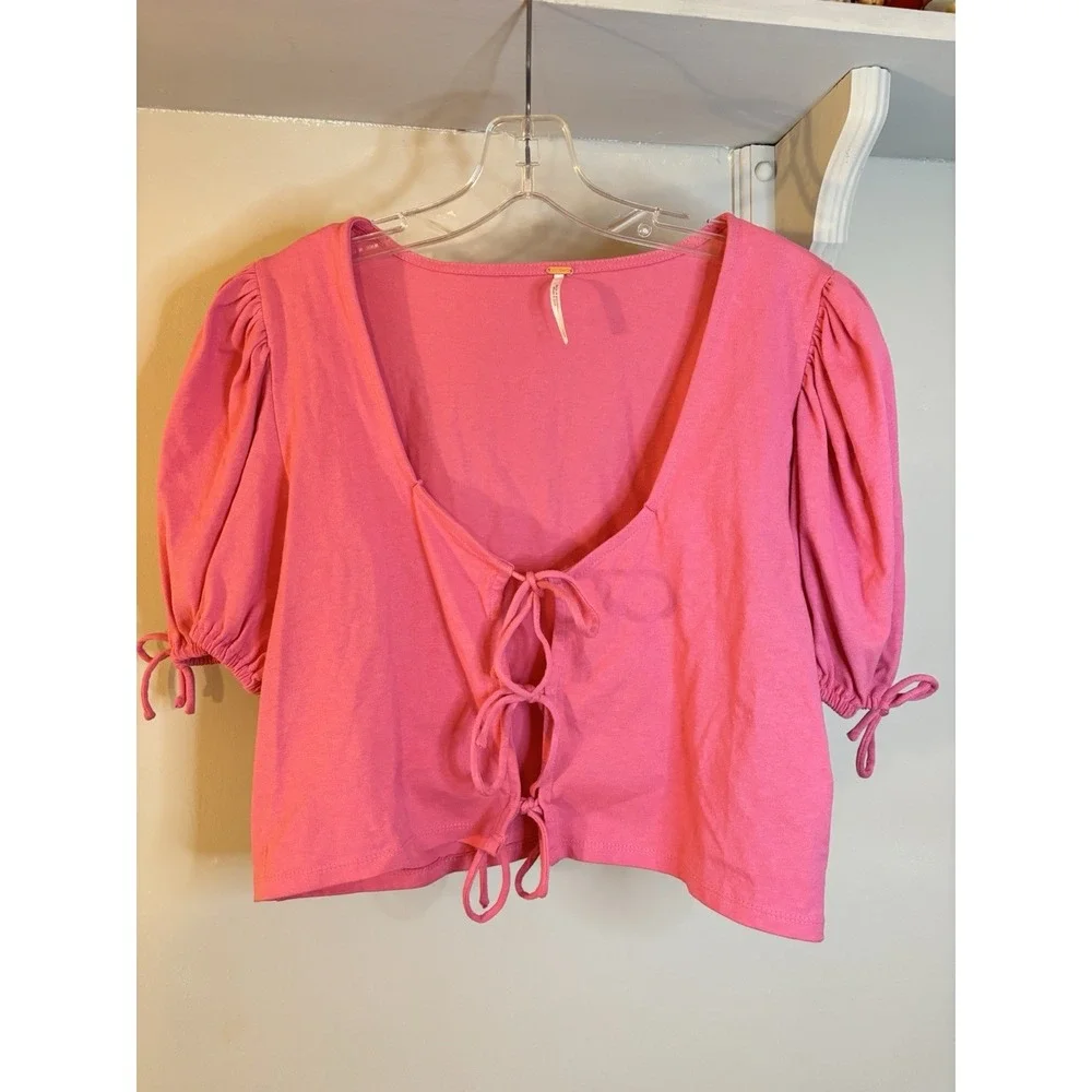 FREE PEOPLE Pink Kitty Tie‎ Front Crop Puff Sleeve Top L Coquette